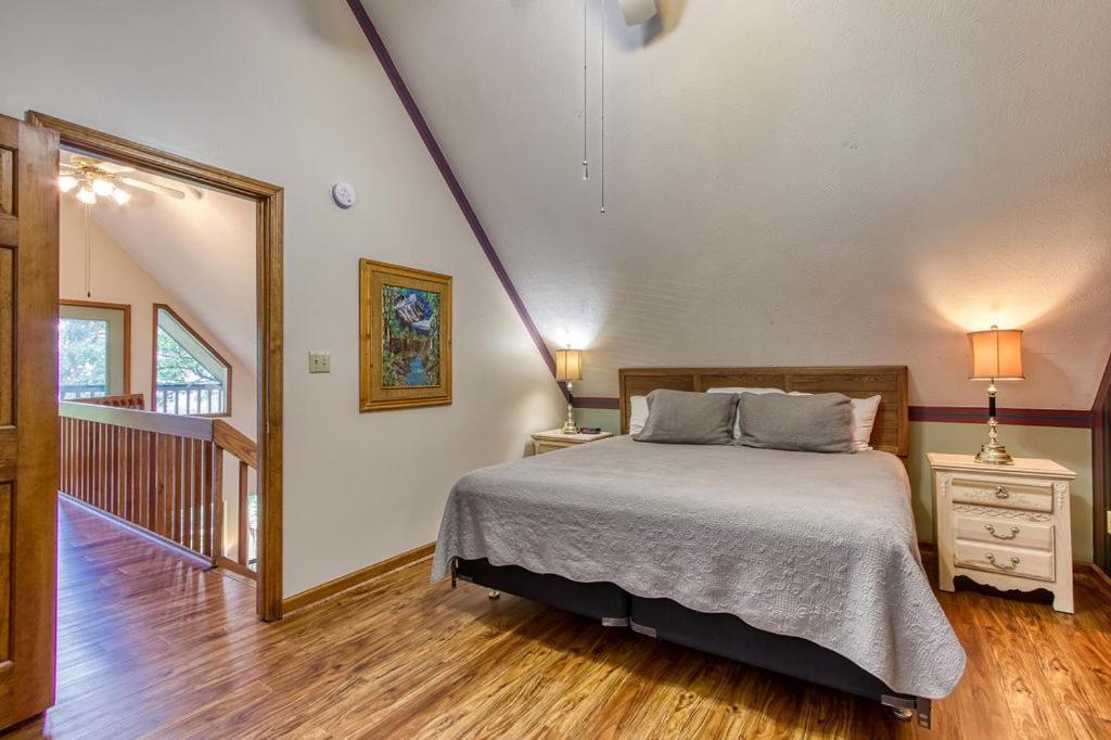 Serenity Heights, Amazing Views, Hot Tub Pool Access, 1089 Free Tickets Each Paid Day, Dollywood Гатлинбург Экстерьер фото